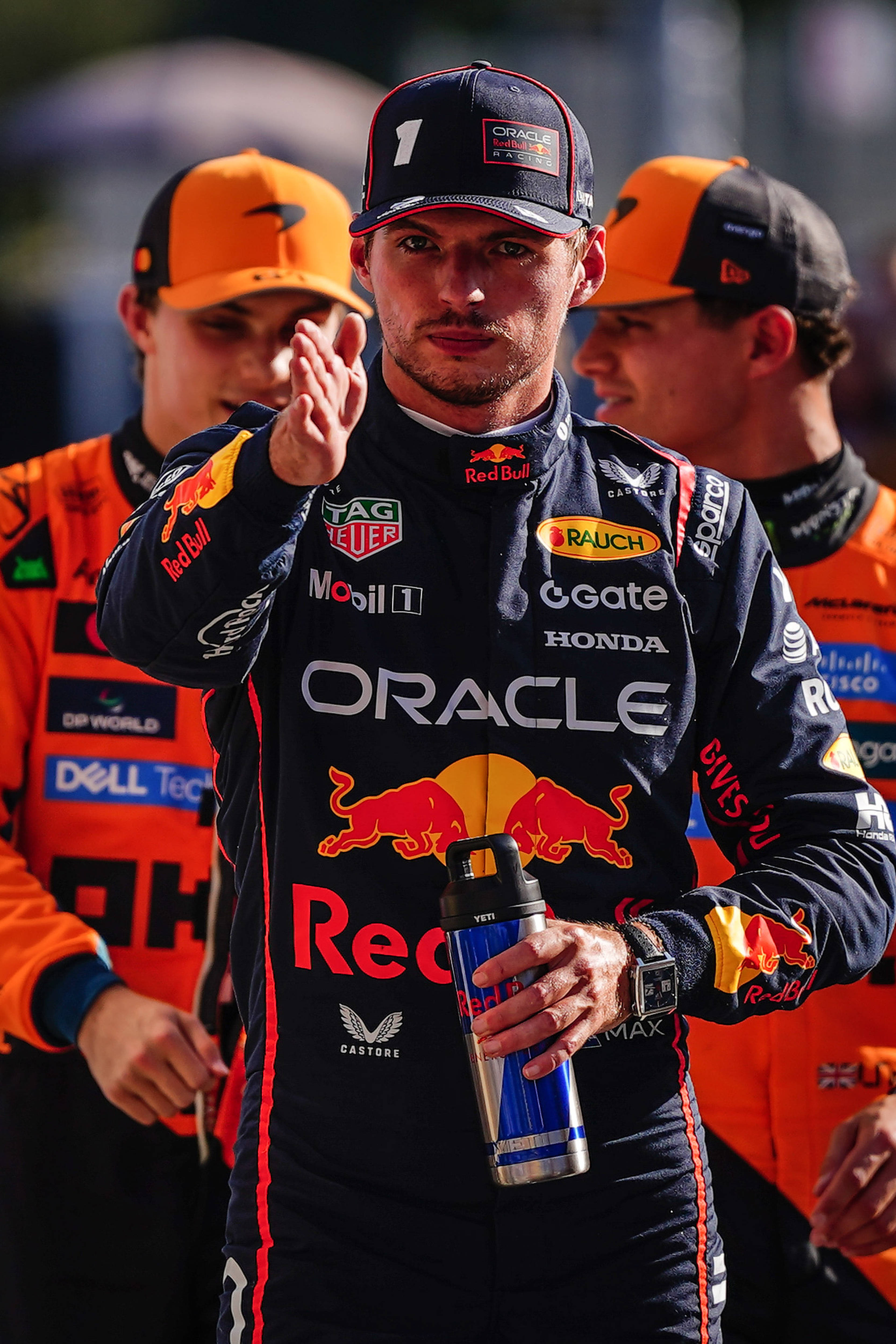 迈凯伦完胜红牛车队，诺里斯关键制胜