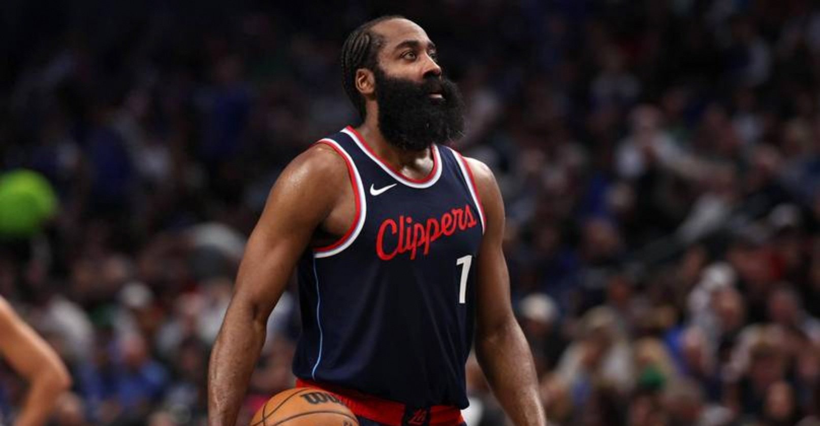 灰熊翻盘雄鹿,哈登关键制胜 灰熊翻盘雄鹿,哈登关键制胜