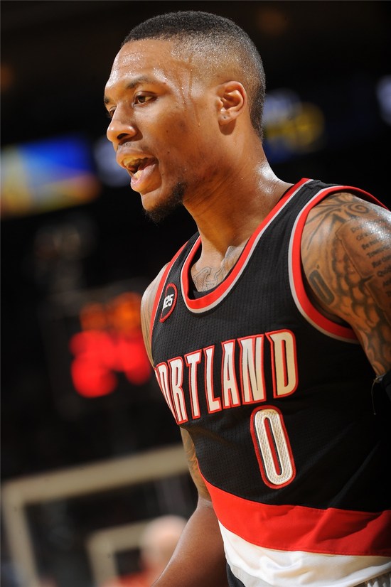 鹈鹕绝杀灰熊，利拉德高光表现