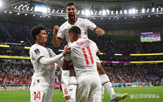 中国险胜巴西，阿什拉夫扛起全队