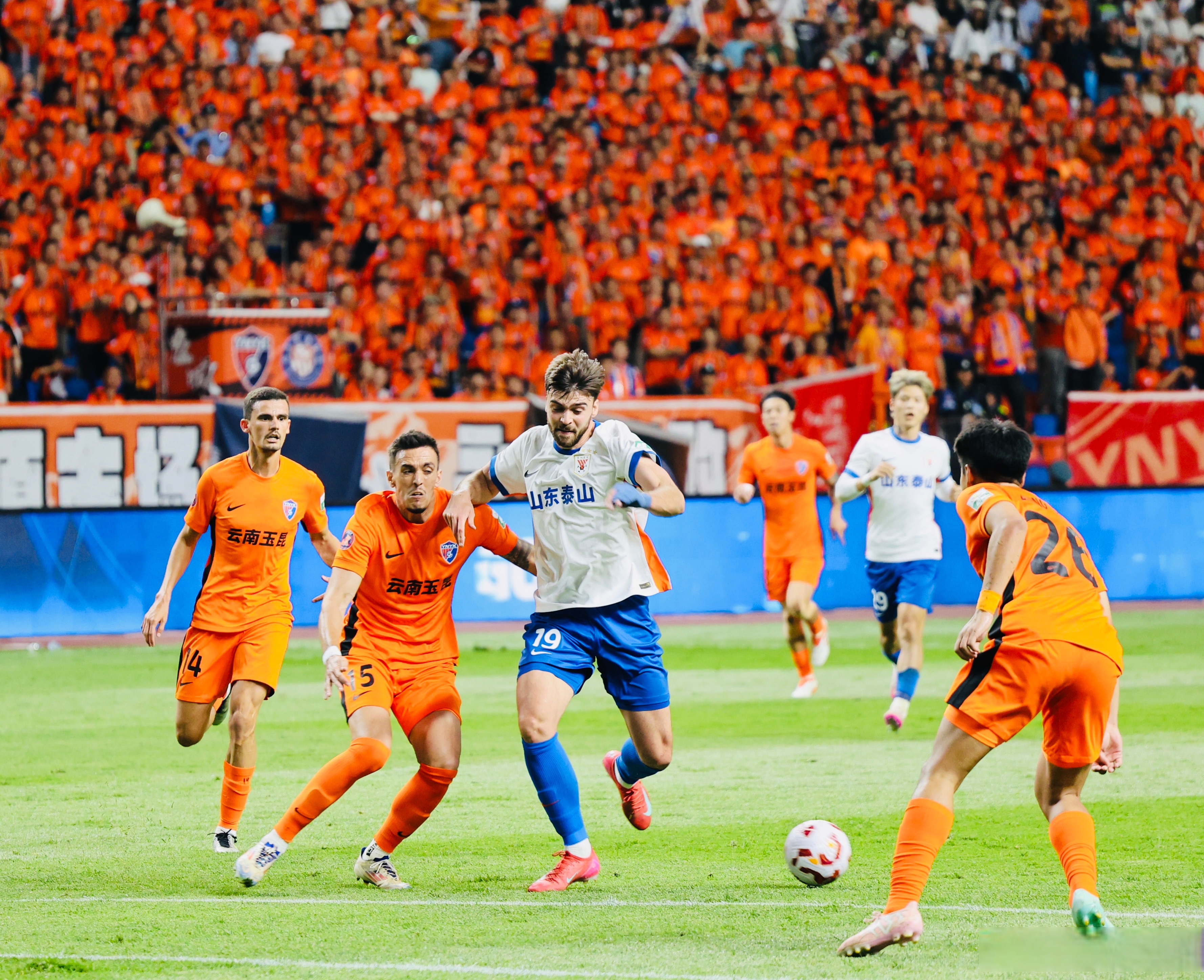 都灵足球俱乐部遗憾输球，备战下场比赛