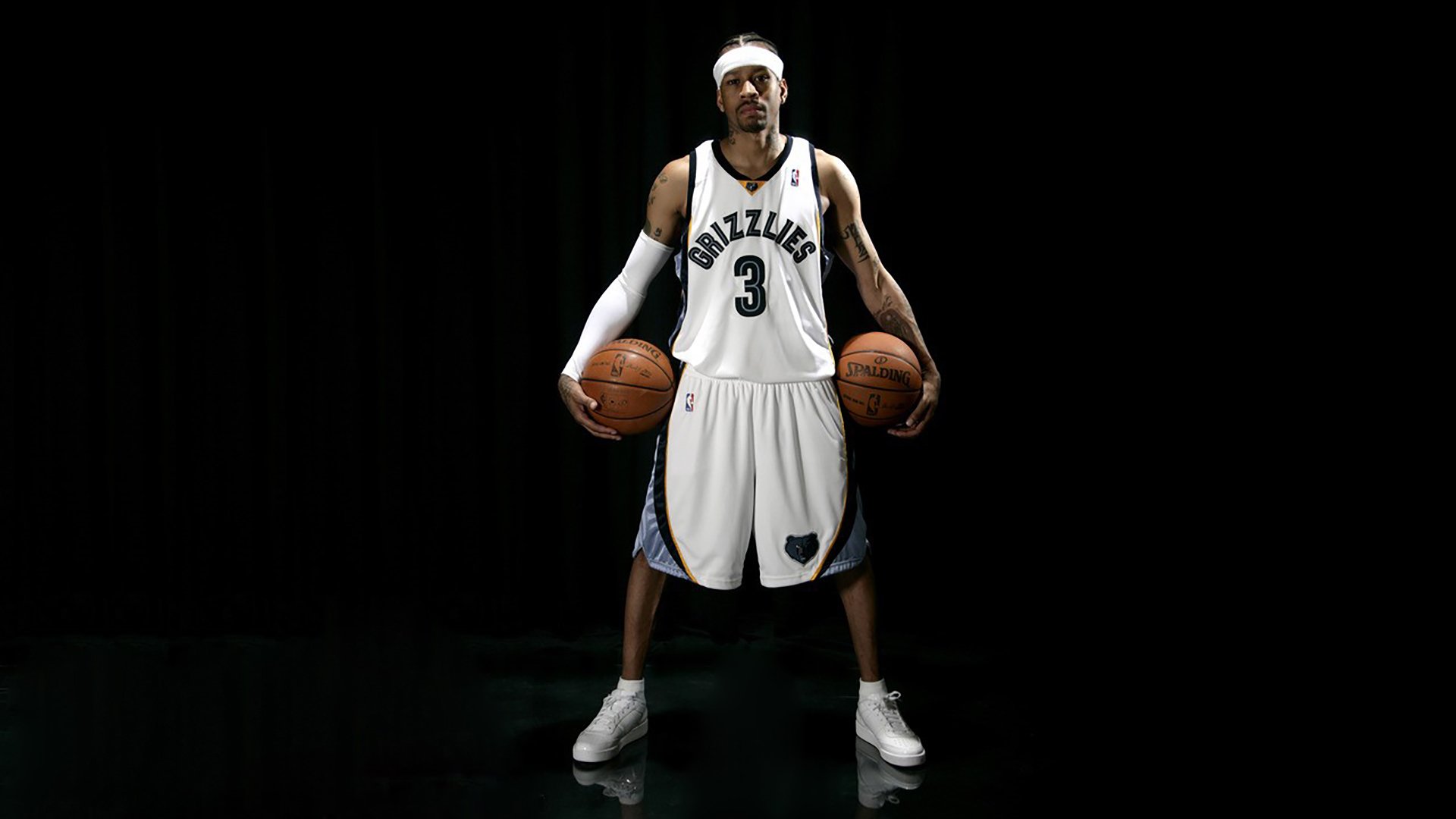 库里末节狂飙诠释巨星本色，雄鹿力克公牛捍卫主场