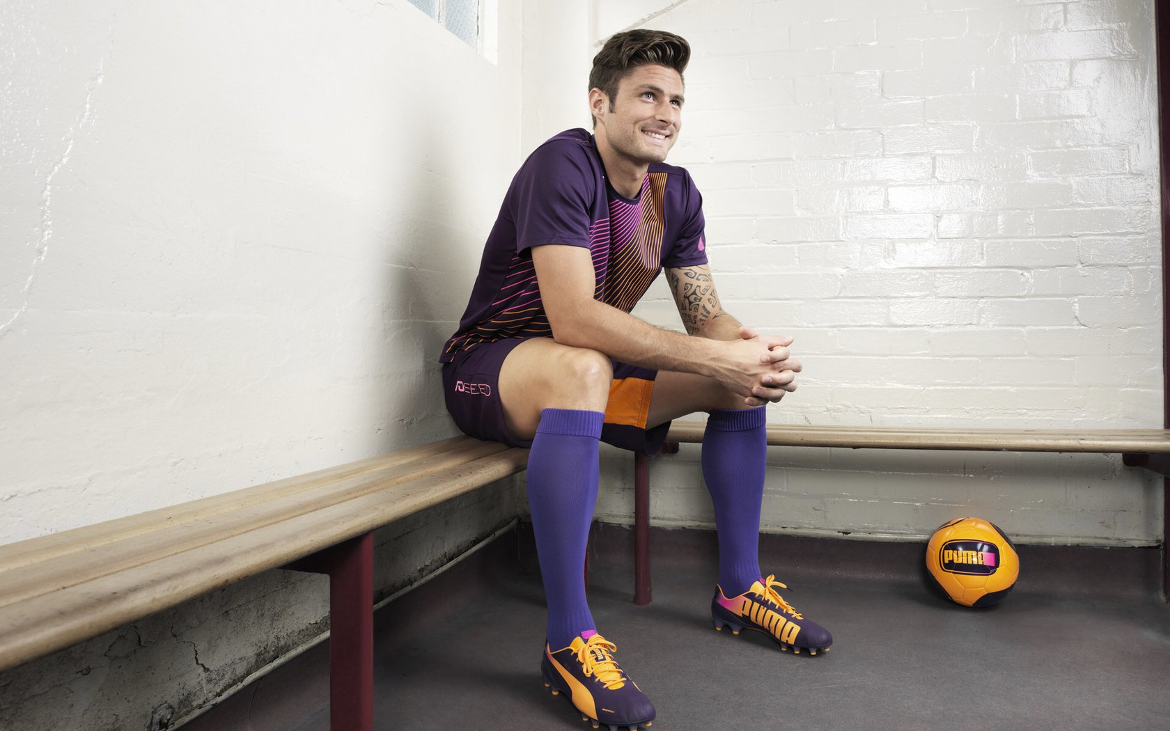 劳塔罗一剑封喉，AC米兰战术革新击溃佛罗伦萨