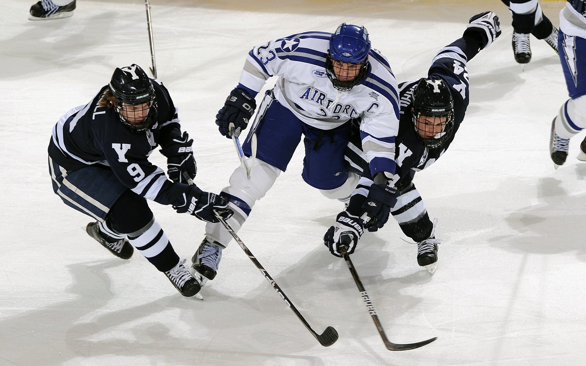当维尼修斯化身铁闸，苏格兰狂胜比利时背后的非典型胜利学