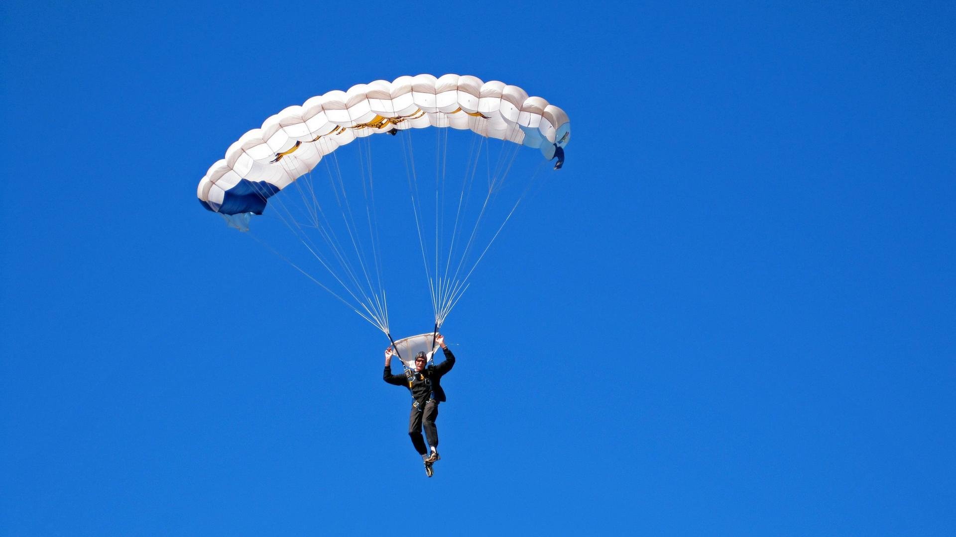 阿劳霍一锤定音,厄瓜多尔战术纪律铸就关键胜利